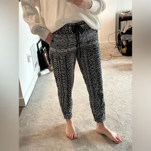 Loft Printed Pants/Joggers - Size 2